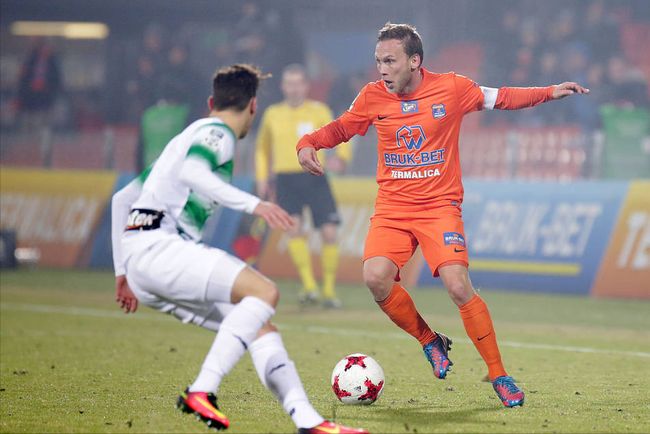 他的續任也 他的續任也