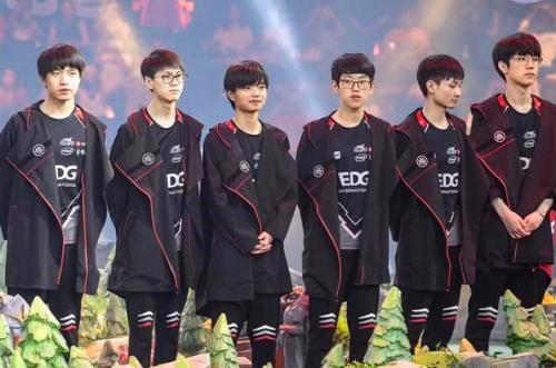 对于球迷来 对于球迷来