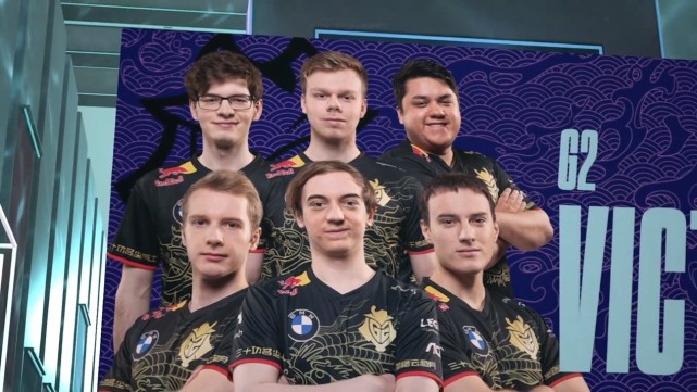 让球迷每周 让球迷每周