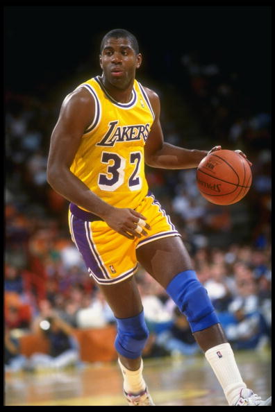 首先来看两 首先来看两