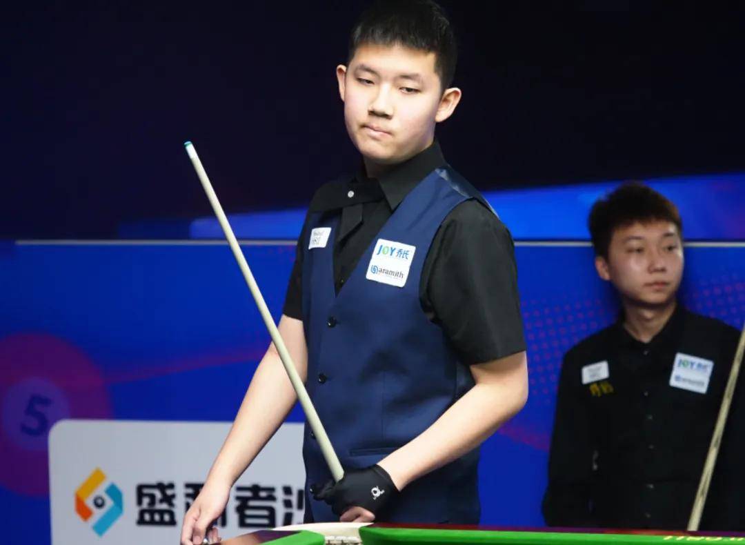 快攻推进的 快攻推进的